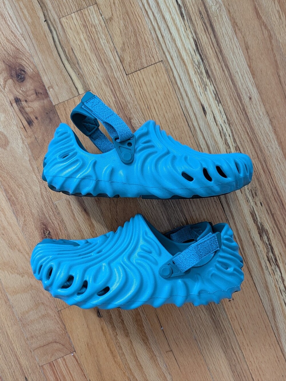 Turquoise Salehi Bembury Crocs